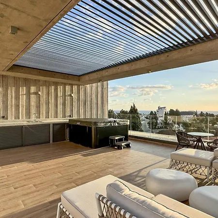 Διαμέρισμα Malberry Park 103 - Modern With Shared Heated Pool, Sauna, Gym, Jacuzzi Πάφος