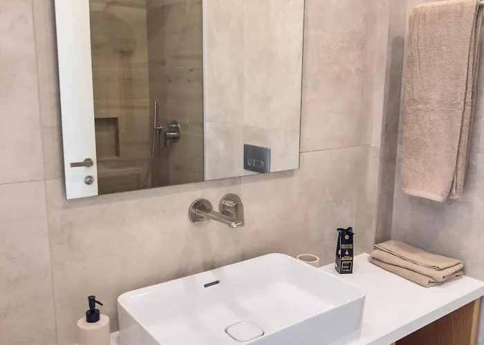 Lägenhet Malberry Park 103 - Modern With Shared Heated Pool, Sauna, Gym, Jacuzzi