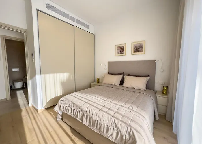 Malberry Park 103 - Modern With Shared Heated Pool, Sauna, Gym, Jacuzzi Lägenhet *